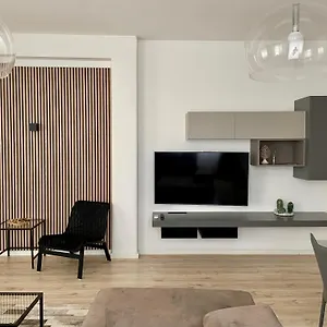  Apartamento Aci Boutique Italia